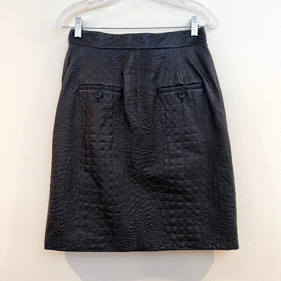 MaxMara 100% Leather Black Animal Embossed Designer Mini Skirt 8 NWT - Picture 5 of 9